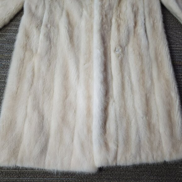 Vintage Eaton Salon White Fur Long Coat (XL - 42) - Picture 8 of 15